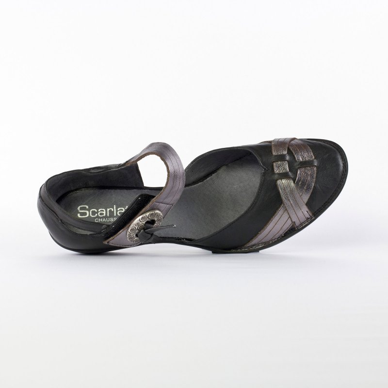 chaussure fugitive femme