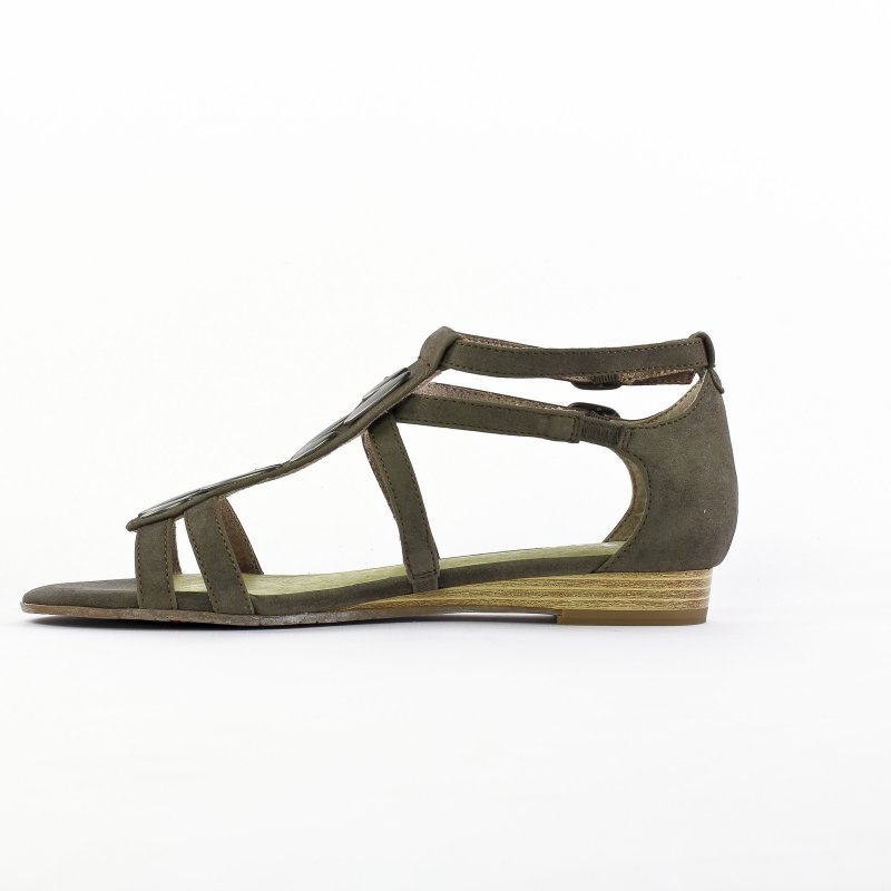 Sandales de la marque Tamaris de couleur verte . Nu-pieds originaux ...