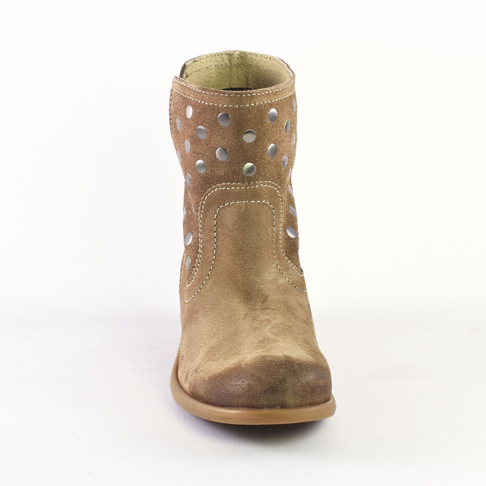 fall boots beige