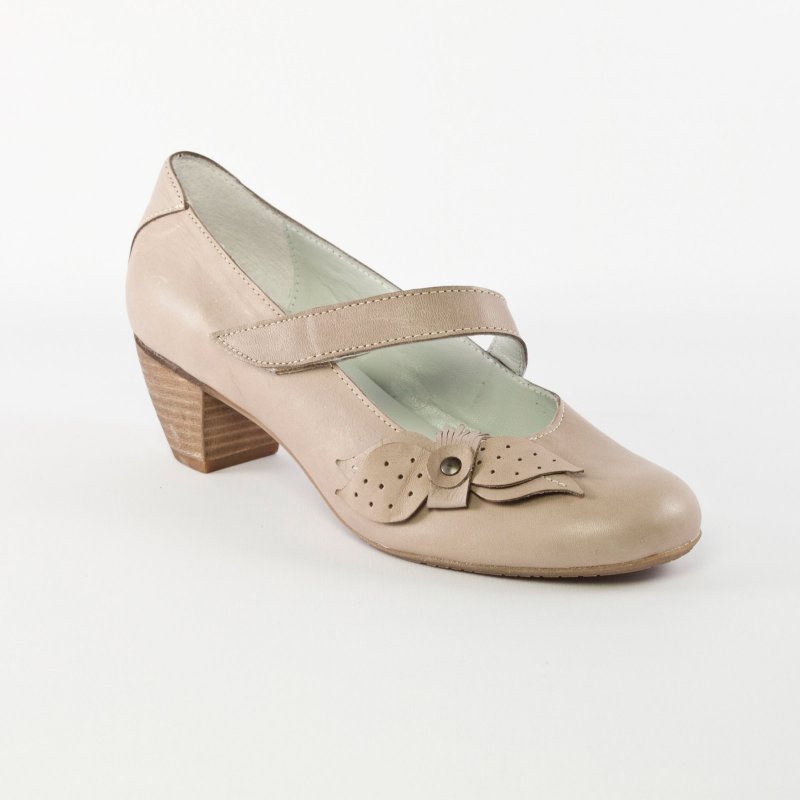 chaussures a talon beige