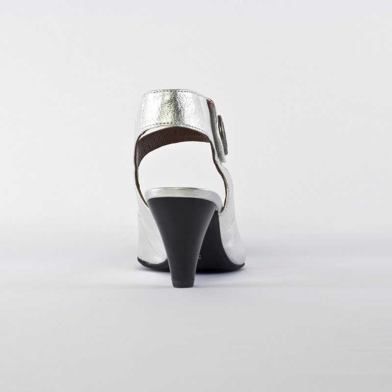 chaussure gris perle