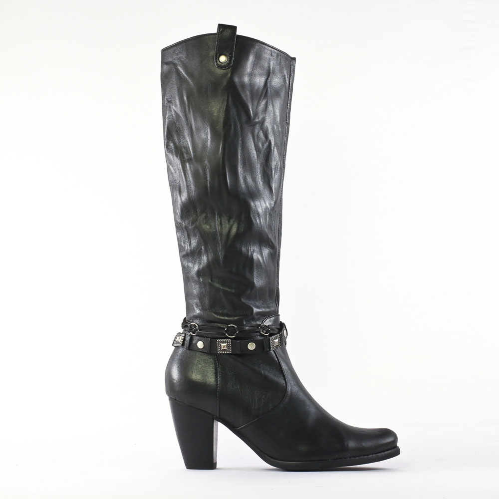 dr martens 1461 hearts