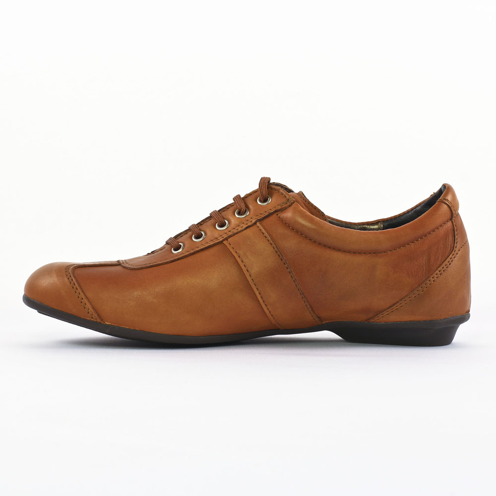 derby cognac femme